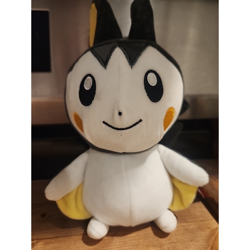 NEW Emolga Pokémon Plush Stuffed Doll Toy 9 inches With Tags